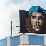 Großes Wandgemälde von Che Guevara an einem Gebäude in Kuba erecruiter, Bewerbermanagement